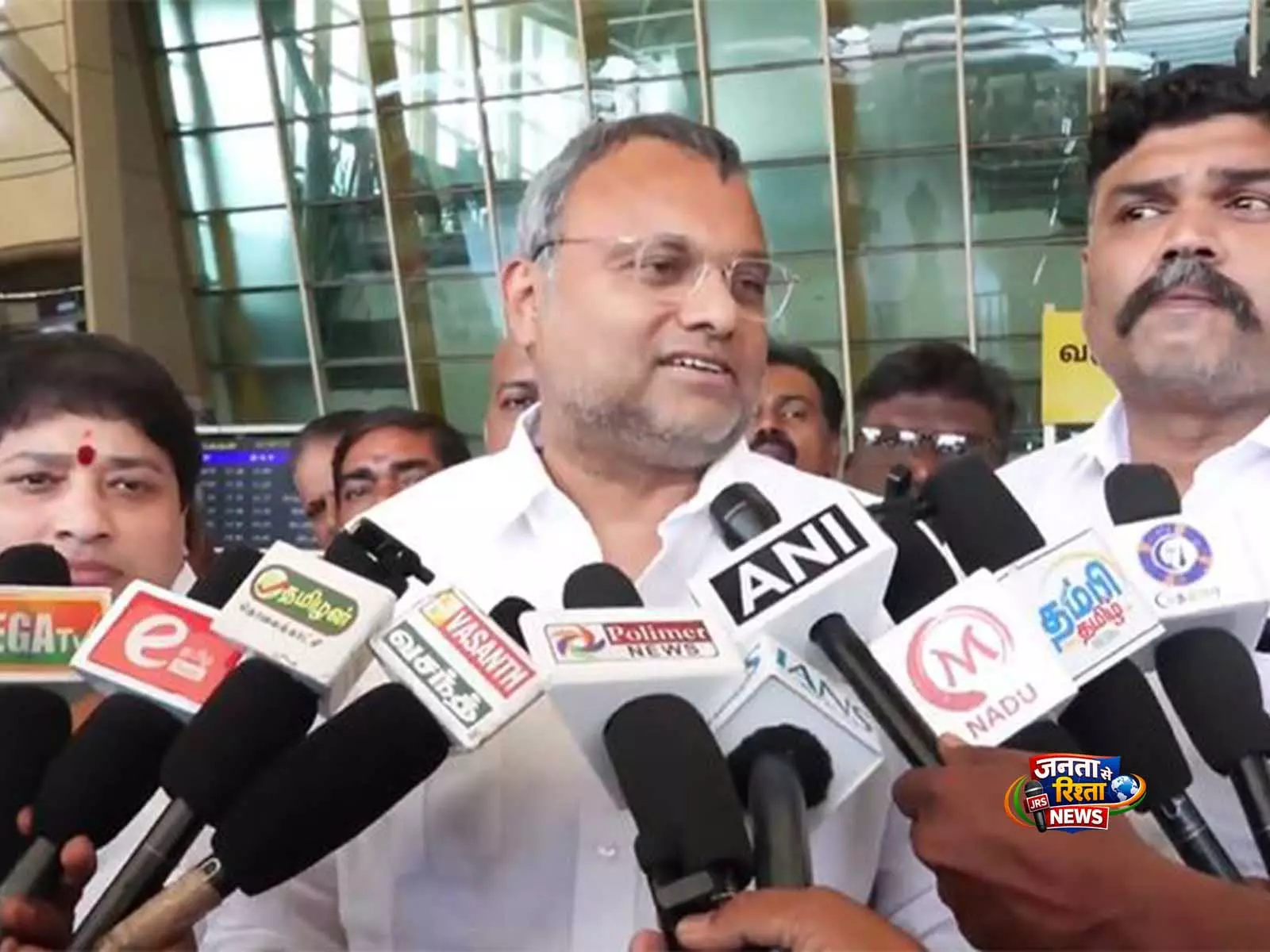 लोगों ने वोट दे दिया है, उनका फ़ैसला ही अंतिम है: Karti Chidambaram ने एग्जिट पोल्स पर अविश्वास जताया लोगों ने वोट दे दिया है, उनका फ़ैसला ही अंतिम है: Karti Chidambaram ने एग्जिट पोल्स पर अविश्वास जताया
