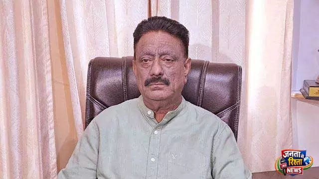 केंद्र की नीतियों के कारण हिमाचल बागवानी संकट का सामना कर रहा है: कांग्रेस MLA कुलदीप राठौर केंद्र की नीतियों के कारण हिमाचल बागवानी संकट का सामना कर रहा है: कांग्रेस MLA कुलदीप राठौर