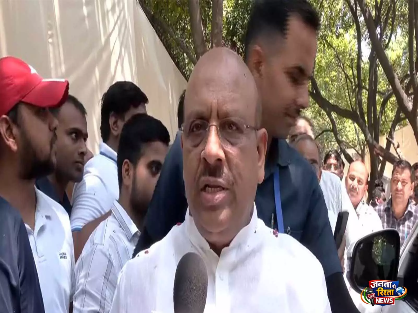 वर्षा जल संचयन पर Vijender Gupta का ज़ोर, हर बूंद बचाने की अपील वर्षा जल संचयन पर Vijender Gupta का ज़ोर, हर बूंद बचाने की अपील