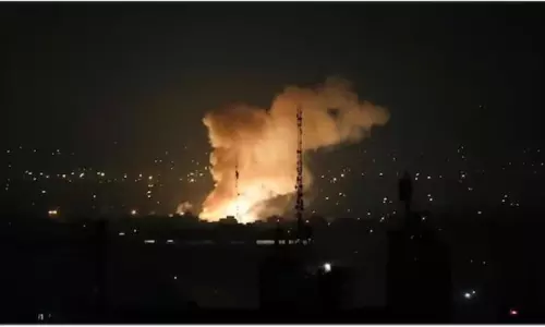गोला-बारूद को हटाते वक्त हुआ विस्फोट, 14 जवानों की मौत
