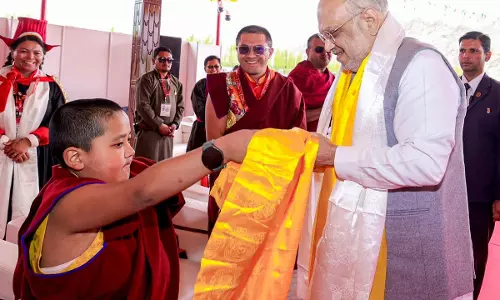 अमित शाह से मिले सोनम वांगचुक अमित शाह से मिले सोनम वांगचुक