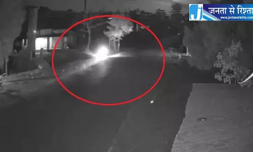 दोस्त की मौत होने पर दोस्त ने लगाई फांसी, दर्दनाक घटना दोस्त की मौत होने पर दोस्त ने लगाई फांसी, दर्दनाक घटना
