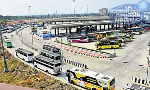 छुट्टियों में चेन्नई से 3,876 Buses का संचालन, 2.13 लाख से अधिक यात्रियों ने किया सफर छुट्टियों में चेन्नई से 3,876 Buses का संचालन, 2.13 लाख से अधिक यात्रियों ने किया सफर