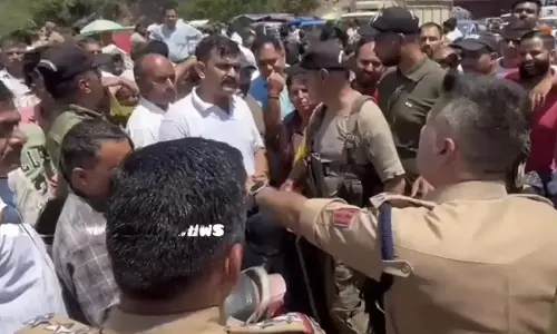 Kathua: बिलावर में पुलिस की कथित ज्यादती पर जनाक्रोश