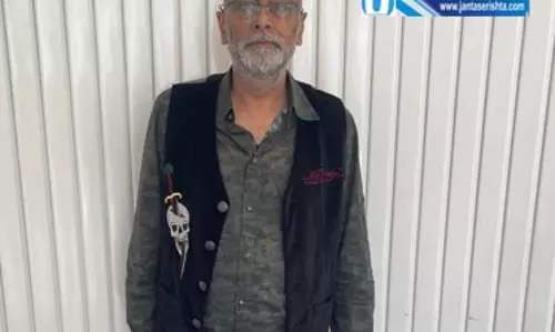CBI की बड़ी कामयाबी, भगोड़ा कमलेश पारेख यूएई से भारत लाया गया CBI की बड़ी कामयाबी, भगोड़ा कमलेश पारेख यूएई से भारत लाया गया