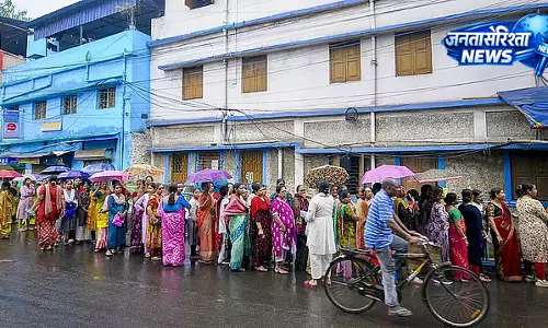 South 24 परगना में 15 बूथों पर दोबारा मतदान, चुनाव आयोग के आदेश पर प्रक्रिया शुरू