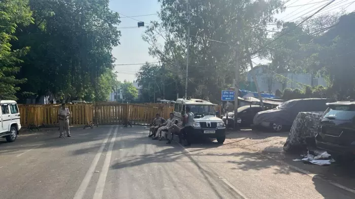Bhopal: भोपाल में मानस भवन बस्ती हटाने की कार्रवाई शुरू Bhopal: भोपाल में मानस भवन बस्ती हटाने की कार्रवाई शुरू