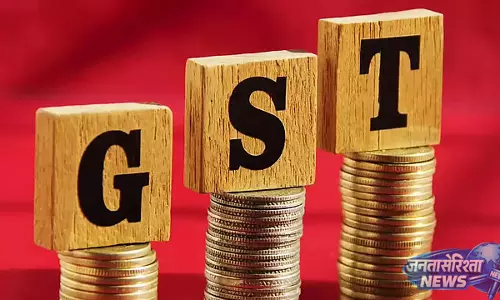 कमर्शियल LPG पर GST घटाने की मांग तेज, होटल इंडस्ट्री ने सरकार से तुरंत राहत की अपील की कमर्शियल LPG पर GST घटाने की मांग तेज, होटल इंडस्ट्री ने सरकार से तुरंत राहत की अपील की