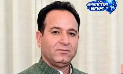 NC सरकार के परिवहन फैसले पर Sunil Sharma ने जताई नाराज़गी NC सरकार के परिवहन फैसले पर Sunil Sharma ने जताई नाराज़गी