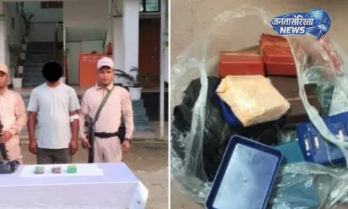 Manipur : 3 ड्रग तस्कर गिरफ्तार, हेरोइन से भरे 43 साबुन केस बरामद Manipur : 3 ड्रग तस्कर गिरफ्तार, हेरोइन से भरे 43 साबुन केस बरामद