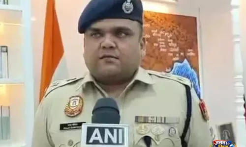 दिल्ली में आजाद मार्केट के पास लुटेरों ने 2 लोगों से 50 लाख रुपये से भरे बैग छीने; 7 गिरफ्तार