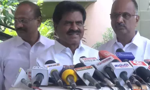 KMDK के महासचिव ई.आर. ईश्वरन ने DMK के नेतृत्व वाले गठबंधन की जीत का दावा किया KMDK के महासचिव ई.आर. ईश्वरन ने DMK के नेतृत्व वाले गठबंधन की जीत का दावा किया