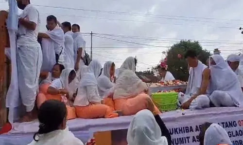 Tronglaobi Blast में मारे गए दो बच्चों का अंतिम संस्कार आज किया गया Tronglaobi Blast में मारे गए दो बच्चों का अंतिम संस्कार आज किया गया