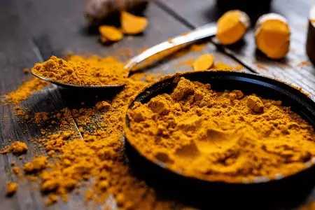 क्या हल्दी कर सकती है डायबिटीज में दिल की सुरक्षा? करक्यूमिन पर रिसर्च ने जगाई उम्मीद क्या हल्दी कर सकती है डायबिटीज में दिल की सुरक्षा? करक्यूमिन पर रिसर्च ने जगाई उम्मीद