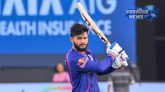 IPL 2026 विवादों के बीच ड्रेसिंग रूम आचरण पर बहस तेज, अश्विन ने दी सख्त प्रतिक्रिया IPL 2026 विवादों के बीच ड्रेसिंग रूम आचरण पर बहस तेज, अश्विन ने दी सख्त प्रतिक्रिया