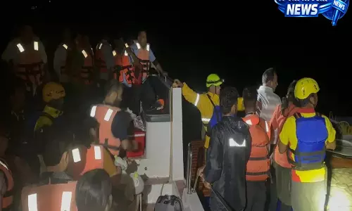 Uttarakhand: टिहरी गढ़वाल में तूफ़ान से तैरते हुए घर क्षतिग्रस्त, 25–30 लोगों का रेस्क्यू Uttarakhand: टिहरी गढ़वाल में तूफ़ान से तैरते हुए घर क्षतिग्रस्त, 25–30 लोगों का रेस्क्यू