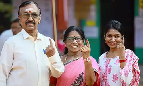 Tamil Nadu : विधानसभा चुनाव में 85.10% मतदान, 4.87 करोड़ मतदाताओं ने डाले वोट Tamil Nadu : विधानसभा चुनाव में 85.10% मतदान, 4.87 करोड़ मतदाताओं ने डाले वोट