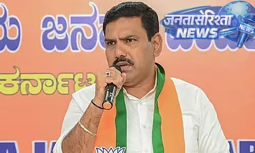 श्रृंगेरी विधानसभा में डाक मतों की पुनर्गणना के बाद BJP ने जताई जीत श्रृंगेरी विधानसभा में डाक मतों की पुनर्गणना के बाद BJP ने जताई जीत
