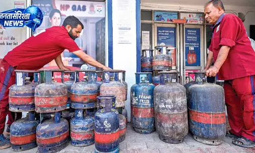 चेन्नई में PG और हॉस्टलों के किराए में बढ़ोतरी, कारण गैस की बढ़ती कीमतें चेन्नई में PG और हॉस्टलों के किराए में बढ़ोतरी, कारण गैस की बढ़ती कीमतें