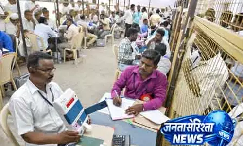 Tamil Nadu चुनाव: नतीजों के लिए 18,000 पुलिसकर्मी ड्यूटी पर Tamil Nadu चुनाव: नतीजों के लिए 18,000 पुलिसकर्मी ड्यूटी पर