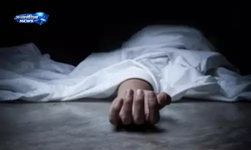 Odisha : क्योंझर में विद्याधरपुर बैराज के पास रेत से लदे ट्रक ने चौकीदार को कुचला Odisha : क्योंझर में विद्याधरपुर बैराज के पास रेत से लदे ट्रक ने चौकीदार को कुचला