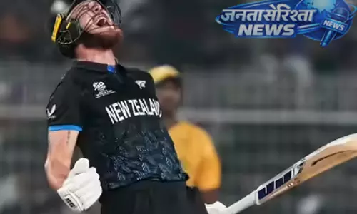 Finn Allen 29 रन पर आउट, शुरुआती झटके के बाद मैच में बढ़ा रोमांच