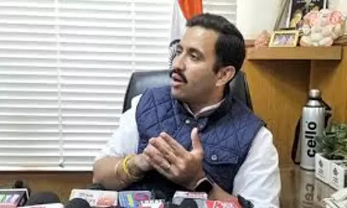 Shimla: सिलेंडर कीमत बढ़ोतरी पर विक्रमादित्य सिंह का विरोध Shimla: सिलेंडर कीमत बढ़ोतरी पर विक्रमादित्य सिंह का विरोध