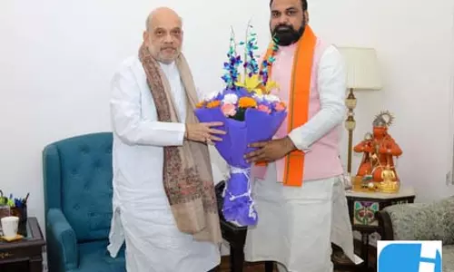 सीएम सम्राट चौधरी ने अमित शाह और निर्मला सीतारमण से मुलाकात की, बिहार के विकास-सुरक्षा पर चर्चा सीएम सम्राट चौधरी ने अमित शाह और निर्मला सीतारमण से मुलाकात की, बिहार के विकास-सुरक्षा पर चर्चा