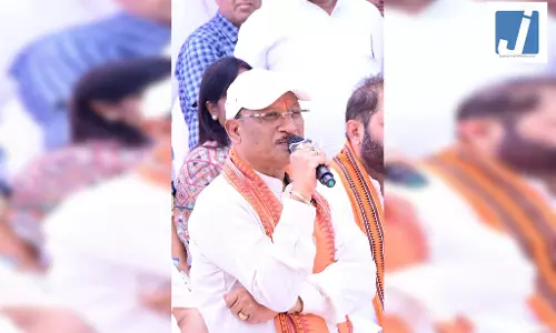 जय बिहान से आत्मनिर्भरता तक: महिलाओं की बदलती तस्वीर के साक्षी बने मुख्यमंत्री साय जय बिहान से आत्मनिर्भरता तक: महिलाओं की बदलती तस्वीर के साक्षी बने मुख्यमंत्री साय