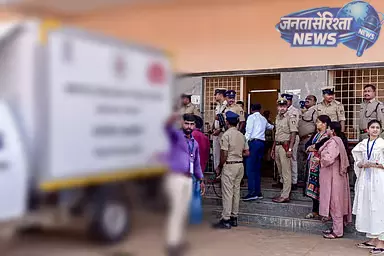 Tamil Nadu : वोट गिनती को लेकर कड़ी सुरक्षा, एक लाख पुलिसकर्मी तैनात किए जाएंगे Tamil Nadu : वोट गिनती को लेकर कड़ी सुरक्षा, एक लाख पुलिसकर्मी तैनात किए जाएंगे