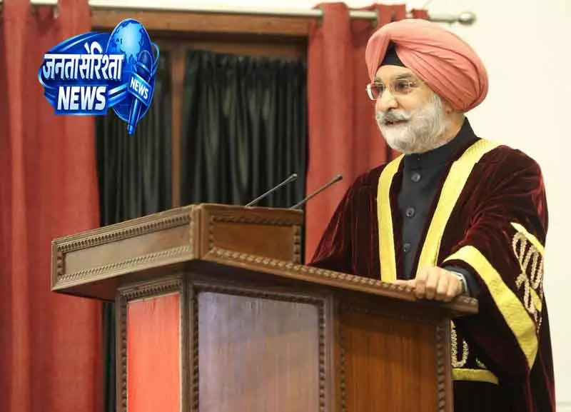 Delhi L-G तरनजीत सिंह संधू ने सेंट स्टीफंस कॉलेज का दौरा किया Delhi L-G तरनजीत सिंह संधू ने सेंट स्टीफंस कॉलेज का दौरा किया