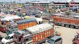 SRINAGAR सागर, शमीमा ने खानयार, हब्बाकदल में नागरिक मुद्दों को संबोधित किया SRINAGAR सागर, शमीमा ने खानयार, हब्बाकदल में नागरिक मुद्दों को संबोधित किया