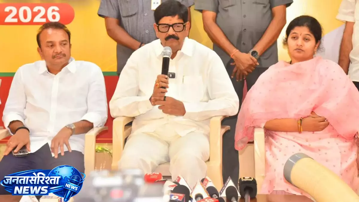 Nellore में टीडीपी महानाडु पर बयान, श्रीकाकुलम से कार्यक्रम शिफ्ट करने की वजह बताई गई Nellore में टीडीपी महानाडु पर बयान, श्रीकाकुलम से कार्यक्रम शिफ्ट करने की वजह बताई गई