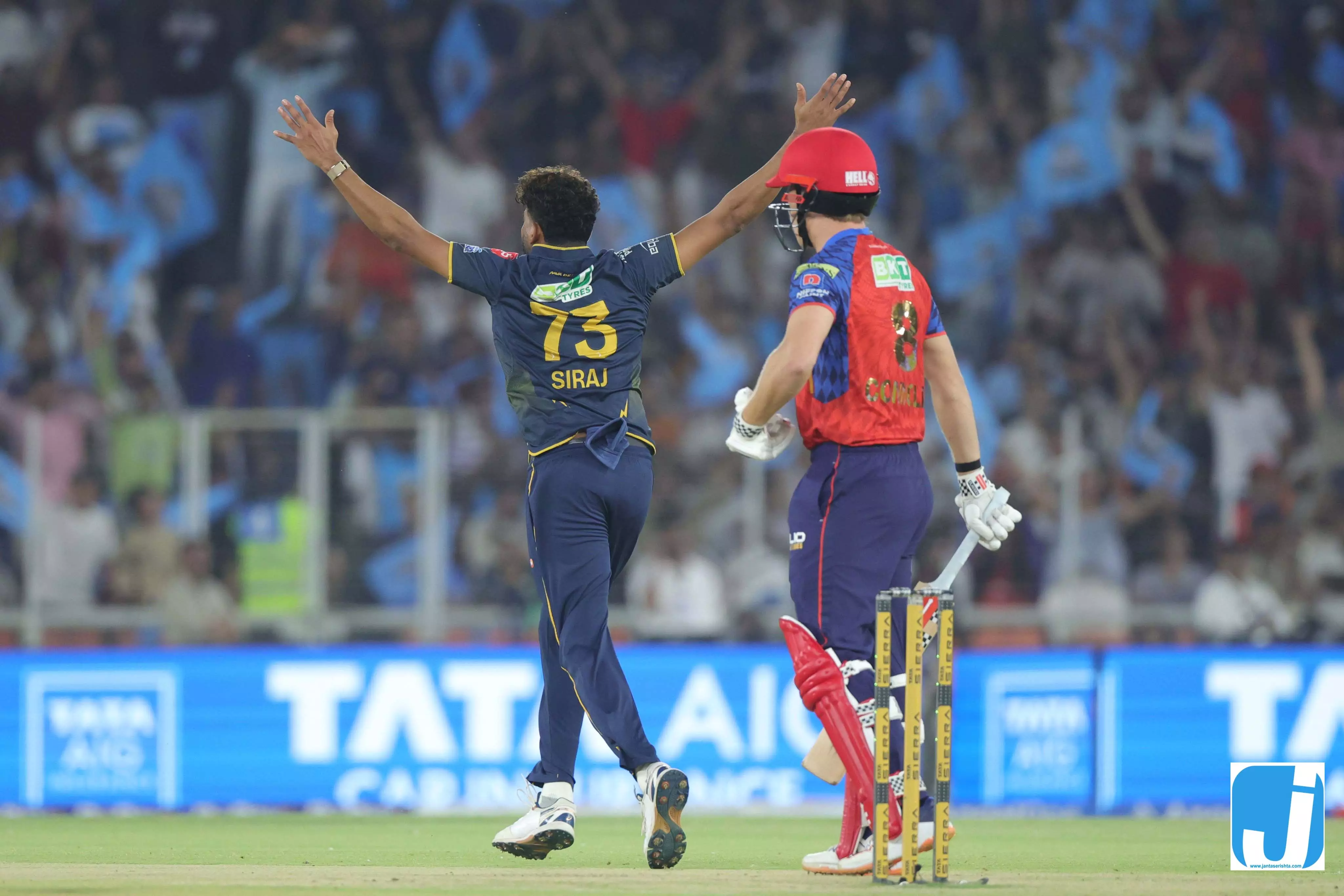 IPL 2026: GT की तेज गेंदबाजी का कहर, 36 रन पर पंजाब किंग्स के 4 विकेट गिरे IPL 2026: GT की तेज गेंदबाजी का कहर, 36 रन पर पंजाब किंग्स के 4 विकेट गिरे