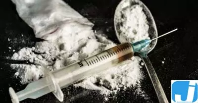 ड्रग्स के खिलाफ बड़ी कार्रवाई, भारी मात्रा में बरामदगी, 80 गिरफ्तार ड्रग्स के खिलाफ बड़ी कार्रवाई, भारी मात्रा में बरामदगी, 80 गिरफ्तार