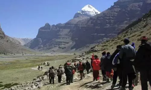 Kailash मानसरोवर यात्रा पर विवाद: लिपुलेख मार्ग को लेकर नेपाल ने जताई आपत्ति Kailash मानसरोवर यात्रा पर विवाद: लिपुलेख मार्ग को लेकर नेपाल ने जताई आपत्ति
