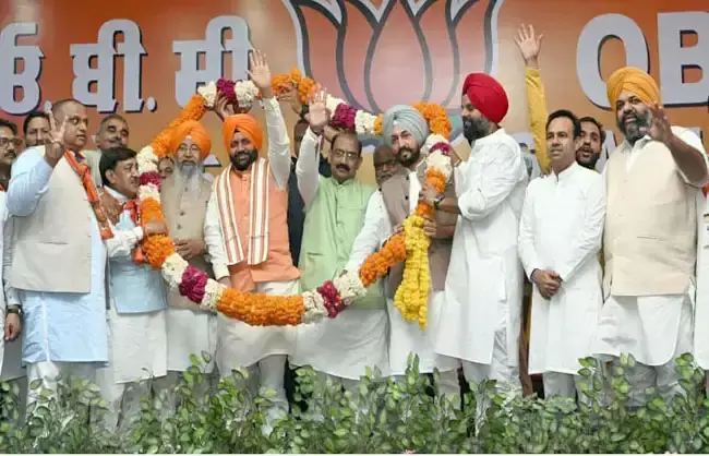 Chandigarh: ओबीसी एकता पर जोर, हरियाणा सीएम का बयान Chandigarh: ओबीसी एकता पर जोर, हरियाणा सीएम का बयान
