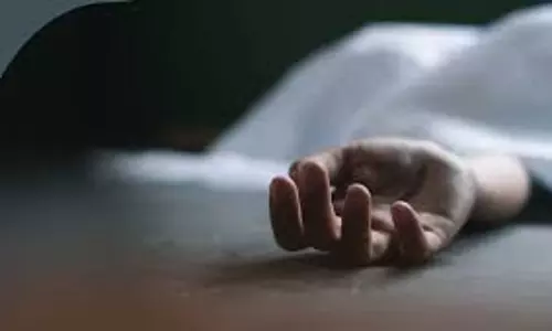 Gurugram: गुरुग्राम में दर्दनाक घटना, पति ने विवाद के बाद पति ने की आत्महत्या Gurugram: गुरुग्राम में दर्दनाक घटना, पति ने विवाद के बाद पति ने की आत्महत्या