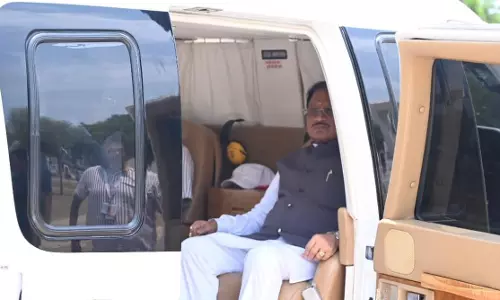 बलरामपुर से CM साय मुलाकात और संवाद करने निकले बलरामपुर से CM साय मुलाकात और संवाद करने निकले