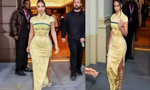 Met Gala 2026 से पहले किम कार्दशियन ने $5,500 की विंटेज 1997 डायर ड्रेस को फिर किया पेश Met Gala 2026 से पहले किम कार्दशियन ने $5,500 की विंटेज 1997 डायर ड्रेस को फिर किया पेश