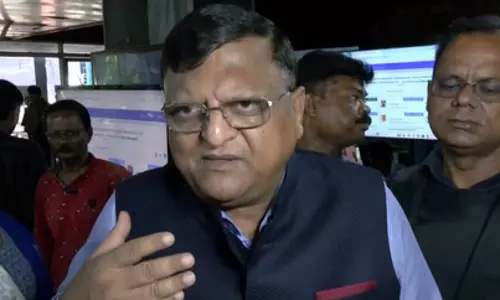 बंगाल में मतगणना के बीच मारपीट, EC की लोगों से अपील, कानून व्यवस्था को हाथ में न लें बंगाल में मतगणना के बीच मारपीट, EC की लोगों से अपील, कानून व्यवस्था को हाथ में न लें