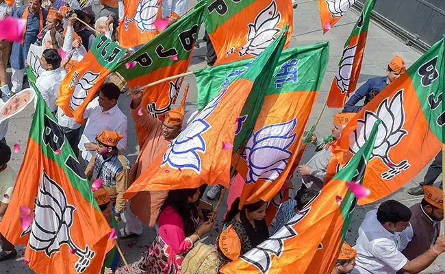 राय: बंगाल बदल रहा है, लेकिन नेतृत्व इसे समझने में चूक गया