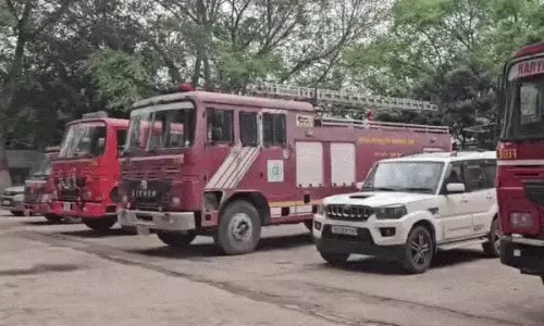 Gurugram: फायर कर्मियों की हड़ताल में रोडवेज स्टाफ ने निभाई भूमिका Gurugram: फायर कर्मियों की हड़ताल में रोडवेज स्टाफ ने निभाई भूमिका