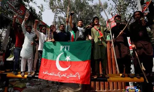 लेड पॉइज़निंग के कहर से पाकिस्तान के बच्चे पीड़ित, PTI ने सरकार पर साधा निशाना