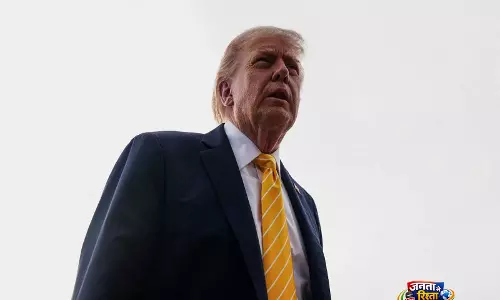 US मीडिया ने प्रोजेक्ट फ़्रीडम में ट्रंप के एस्कॉर्ट से गाइड की भूमिका में बदलाव को उजागर किया US मीडिया ने प्रोजेक्ट फ़्रीडम में ट्रंप के एस्कॉर्ट से गाइड की भूमिका में बदलाव को उजागर किया