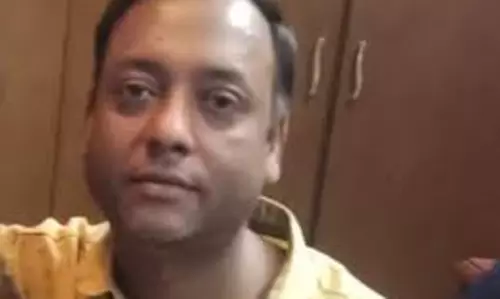 Faridabad: बेइज्जती के बाद व्यापारी ने फांसी लगाई Faridabad: बेइज्जती के बाद व्यापारी ने फांसी लगाई
