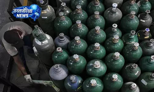 Jalapalli में ऑक्सीजन टैंक विस्फोट, बचाव अभियान जारी