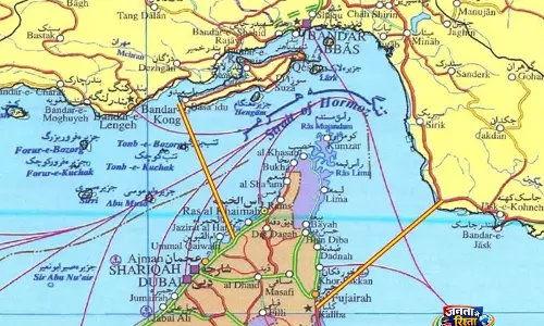 ईरान: IRGC ने होर्मुज़ जलडमरूमध्य में नया समुद्री नियंत्रण क्षेत्र घोषित किया ईरान: IRGC ने होर्मुज़ जलडमरूमध्य में नया समुद्री नियंत्रण क्षेत्र घोषित किया