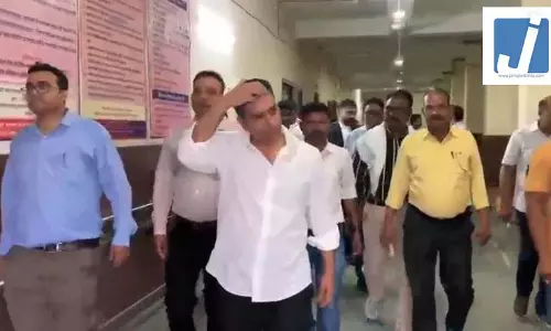 CSMCL मैनपावर स्कैम: ACB-EOW का बड़ा एक्शन, सीए समेत 7 लोगों की गिरफ्तारी से मचा हड़कंप CSMCL मैनपावर स्कैम: ACB-EOW का बड़ा एक्शन, सीए समेत 7 लोगों की गिरफ्तारी से मचा हड़कंप