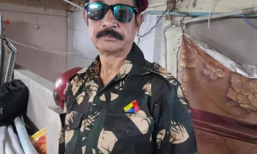 छत्तीसगढ़ दौरे पर फिल्मकार चम्पक बनर्जी